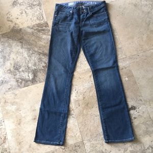 Gap 1969 medium wash jeans 27 / 4 real straight